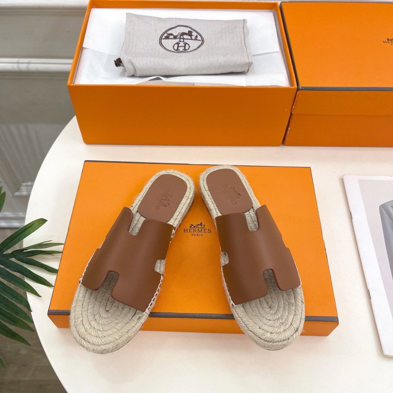 H**mes slippers
